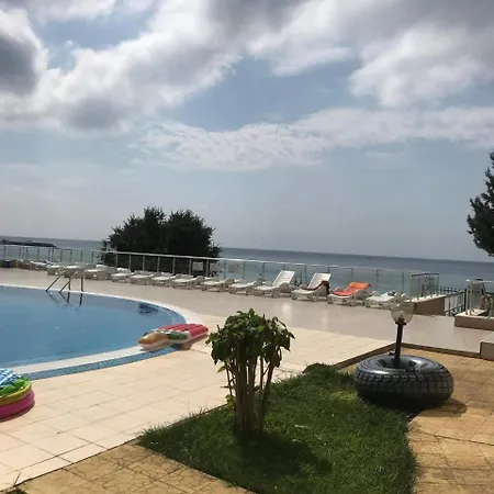 Gorgeous With Pool Steps Away From The Beach شقة سفيتي فلاس